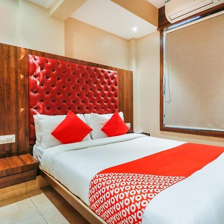Oyo 70475 Hotel Sea Breeze Mumbai Ngoại thất bức ảnh