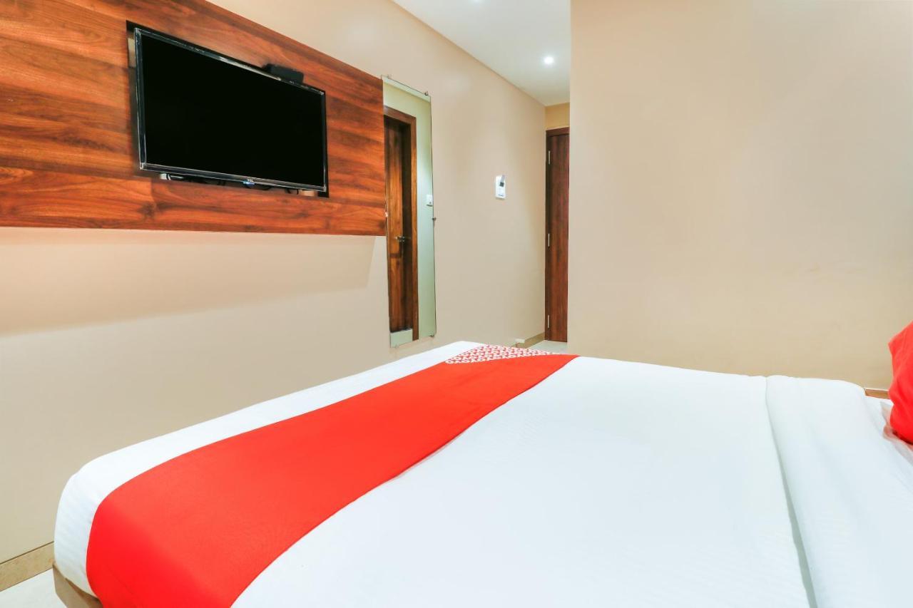Oyo 70475 Hotel Sea Breeze Mumbai Ngoại thất bức ảnh